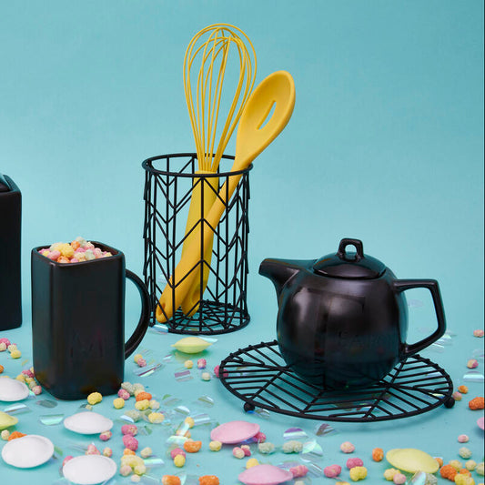 Vertex Black Powder Coat Round Trivet