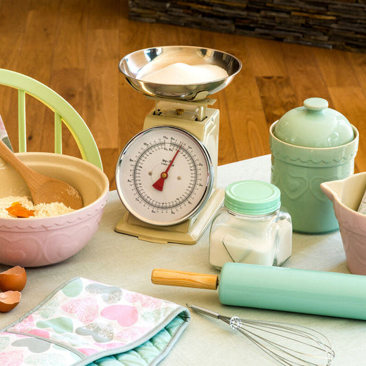 Olivier 5Kg Cream Retro Kitchen Scale