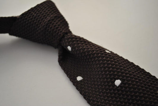 chocolate brown skinny knitted tie with white polka dots