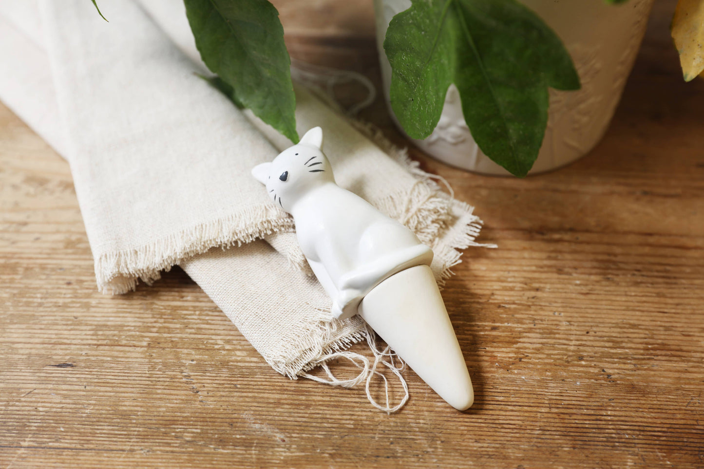 Lisa Angel Cat Plant Watering Spike