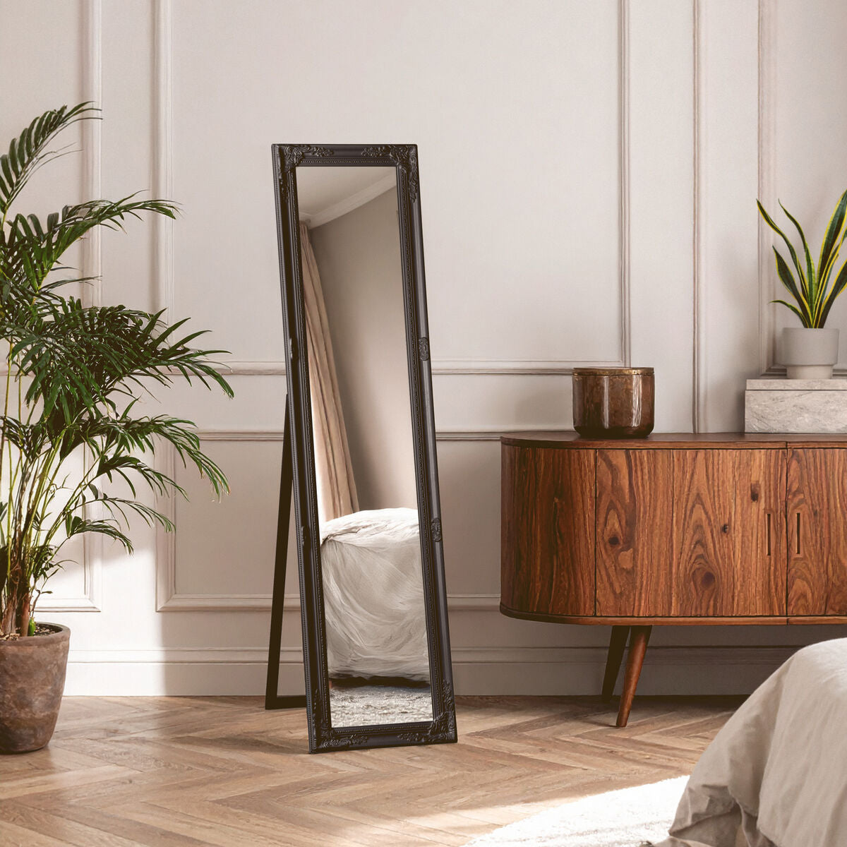 Brussels Vintage Floor Standing Black Chic Mirror