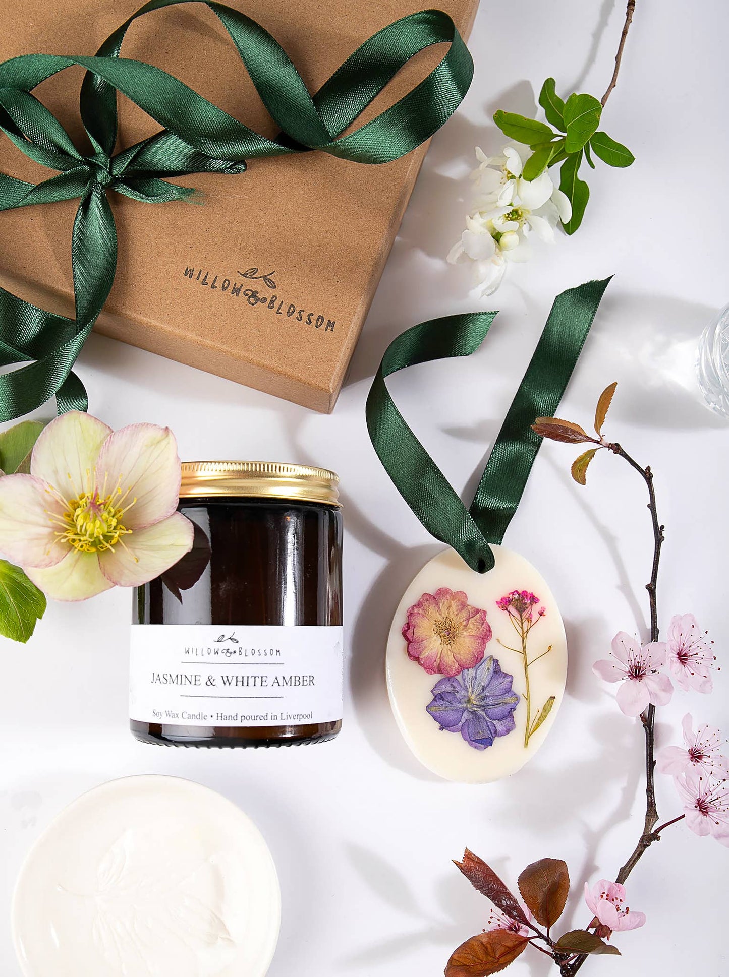 The Florist Gift Set - The Secret Garden candle & hanging wax melt