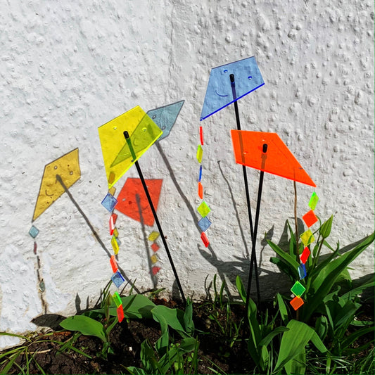 Large Garden Décor Ornaments Set of 3 'Kites with Tail'