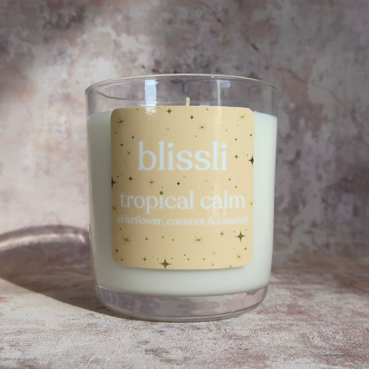 tropical calm – elderflower, coconut & caramel 220g soy candle