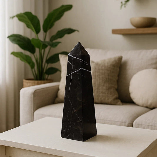Salmo Small Black Marble Obelisk