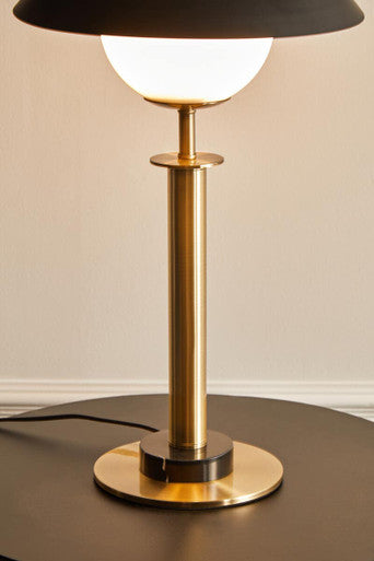 Gold Finish Metal Table Lamp | Octavia