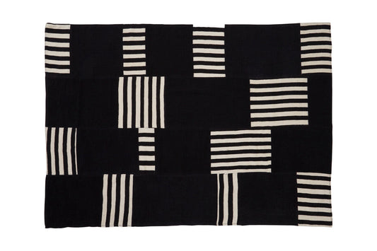 Black and White Rug | Bosie