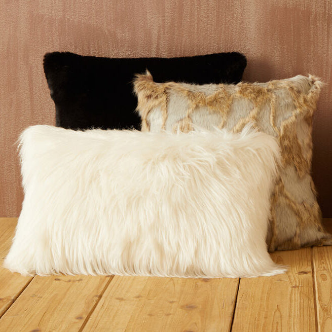 Bosie Cream Fur Cushion | Lamina