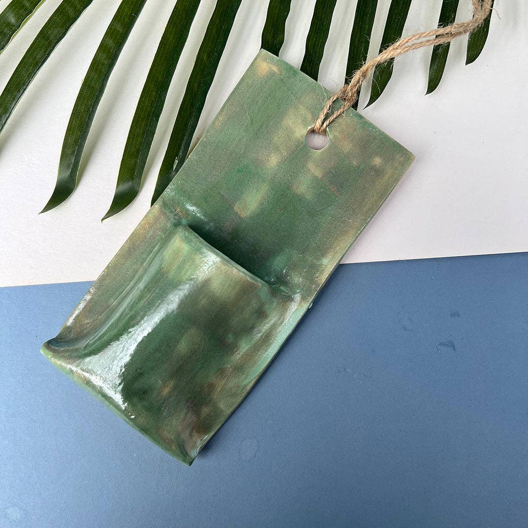 Plain Green Hanging Vase