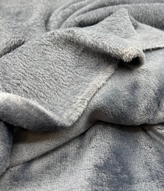 Grey Super Soft Plain Cuddle Fleece Fabric Blanket Loungewear