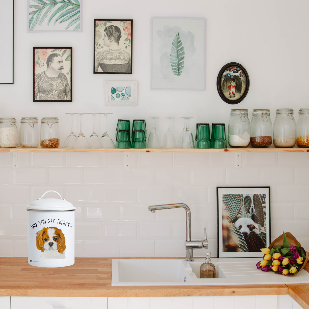 Cavalier Treat Treasury: High-End Enamel Jar for Royal Rewards