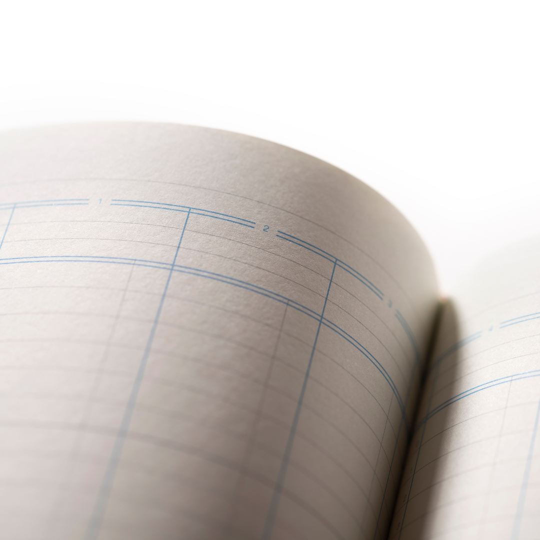 Cathedral - Accounts Book 10 Cash Columns - Red (69/10.1)