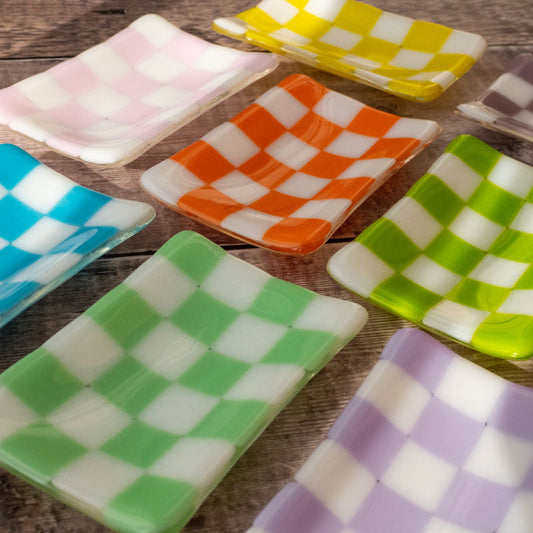 12x7cm Chequered White/Colour Small Tray - Bullseye Collection