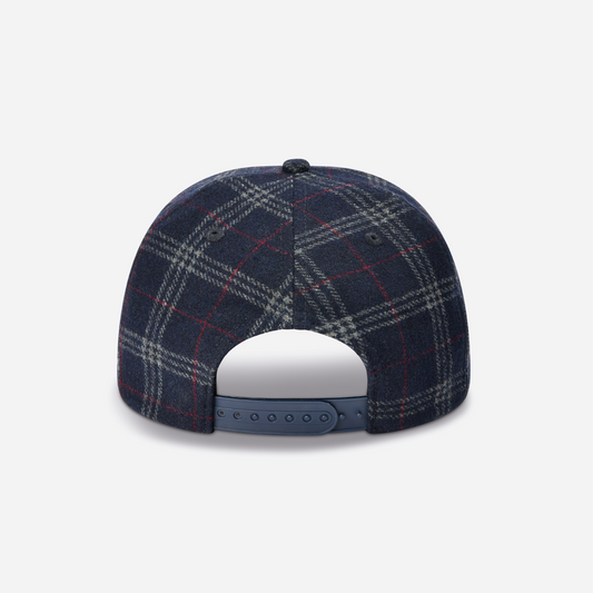 PLAID SCRIPT HAT