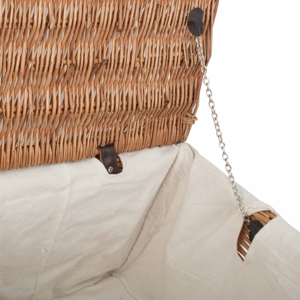 22 Inch Double Steamed Willow Hamper with White Lining