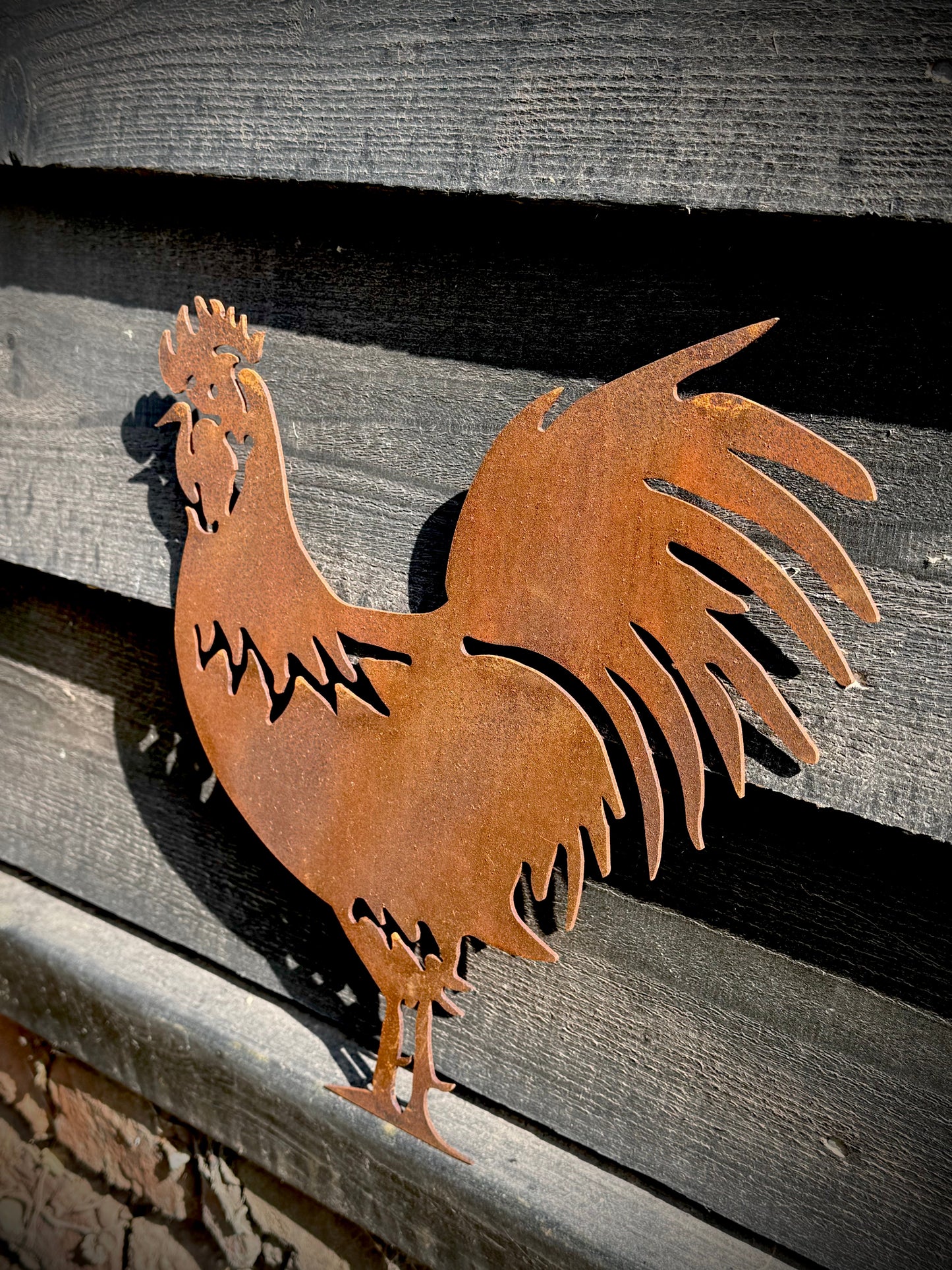 RUSTY ROOSTER GARDEN DECORATION , Home Sign , Garden Ornament , Wall feature , garden decoration, rusted metal , animal sign ,