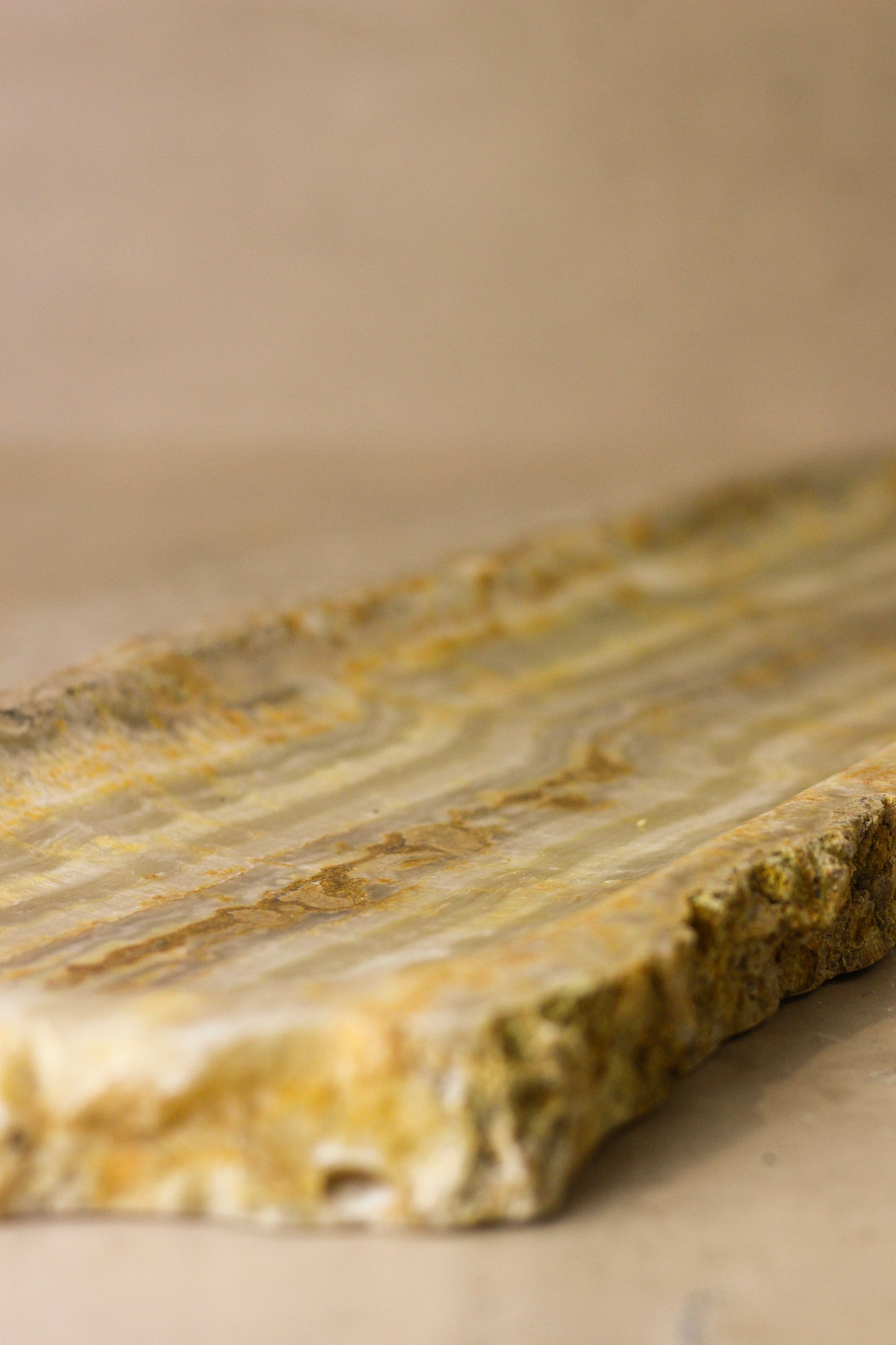 Premium Onyx Tray Raw Edge No 12