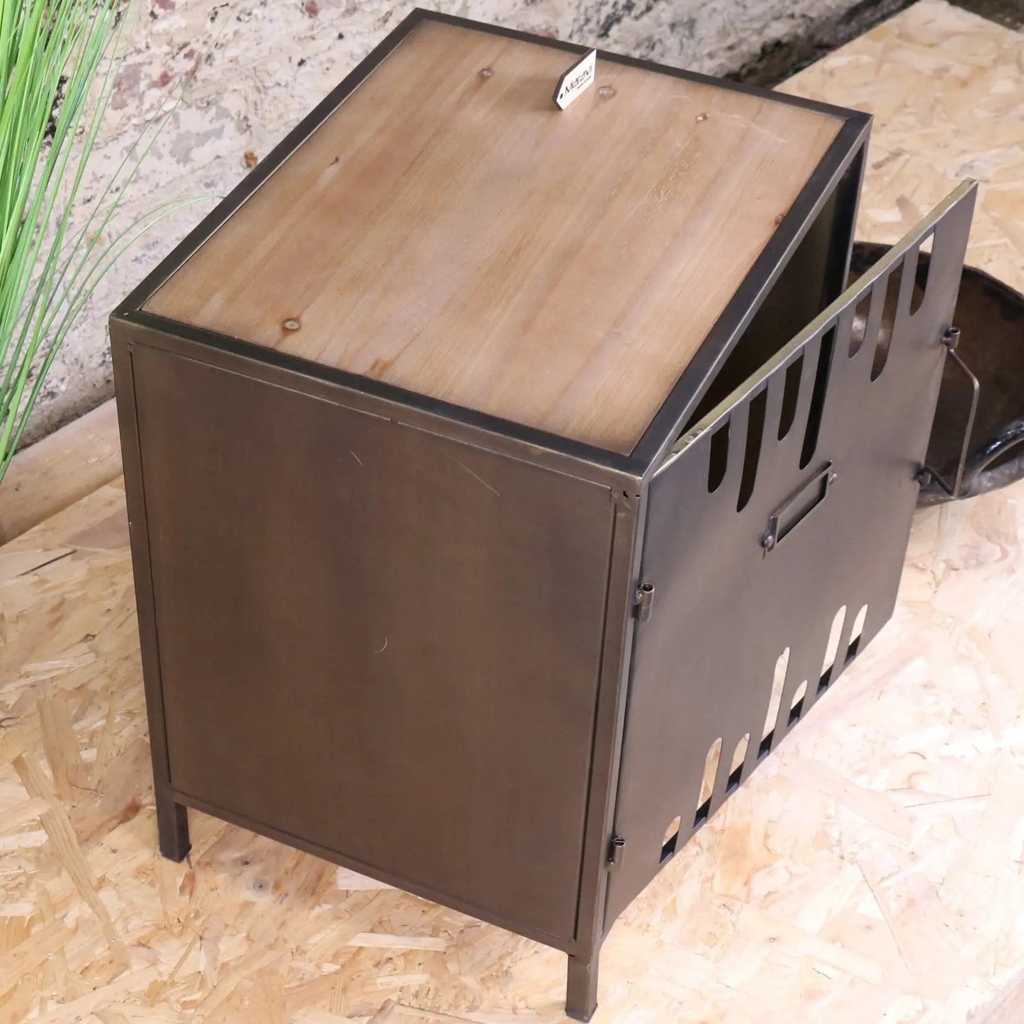 Usri Metal Industrial Style Bedside Cabinet