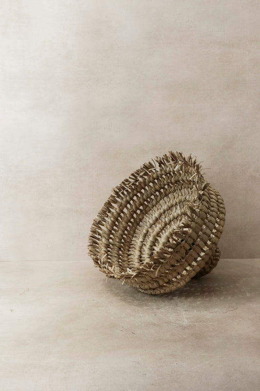 Handmade Palm leaf lamp shade, Mozambique - 13.1
