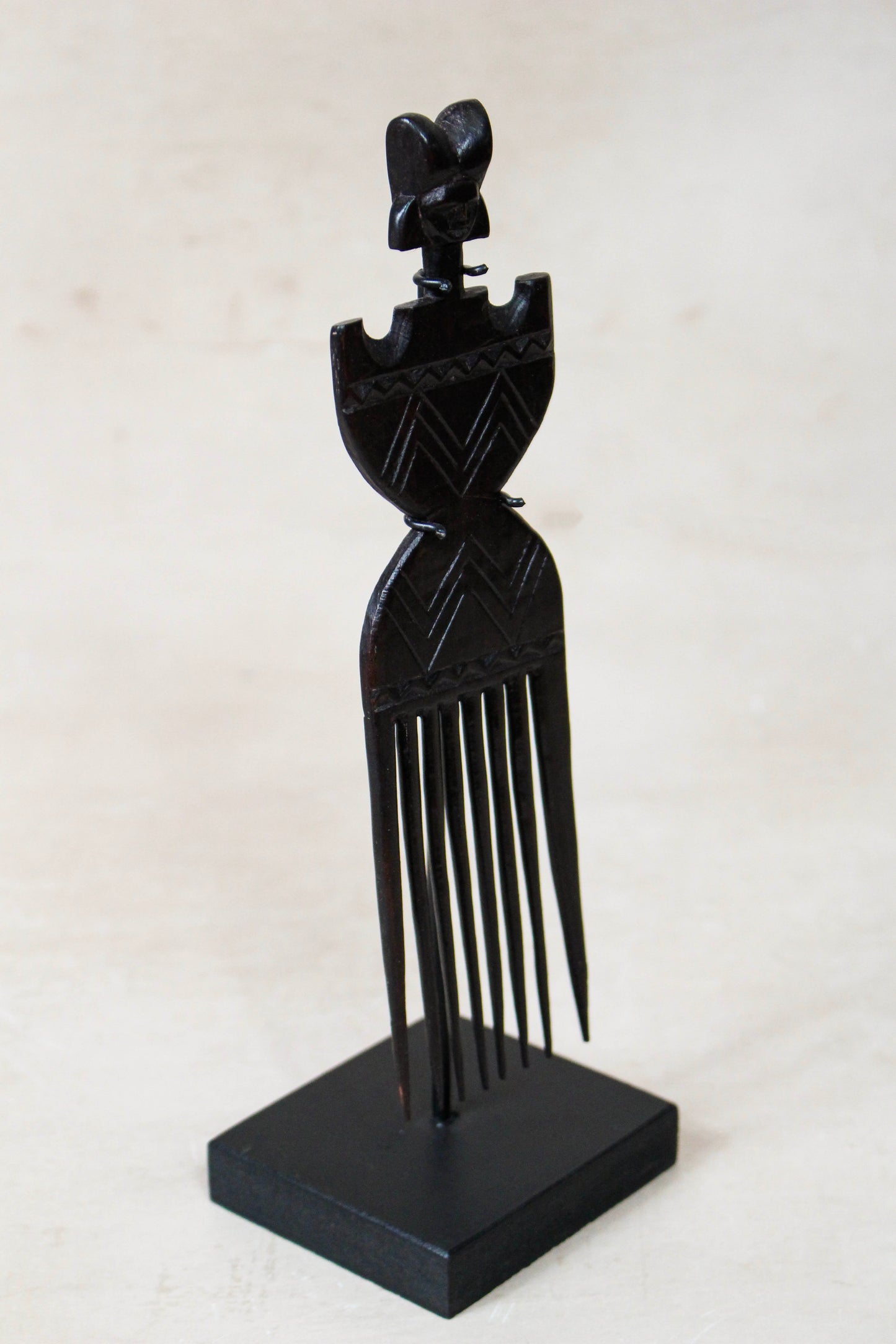 West African Carved Comb 240.1