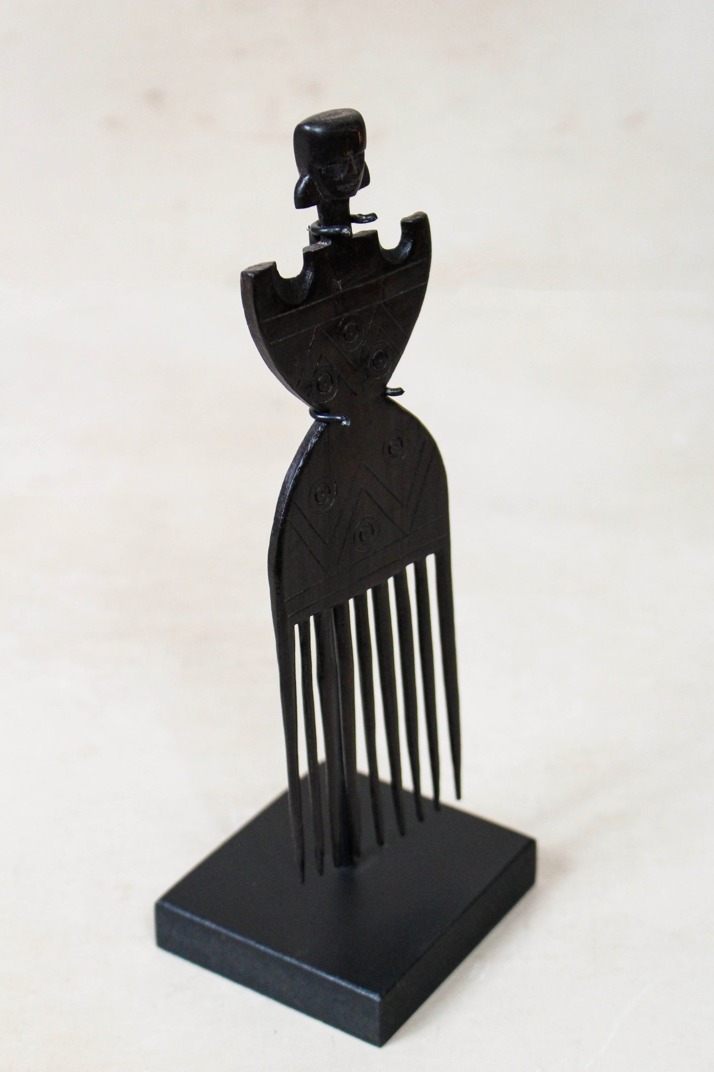 West African Carved Comb 240.2