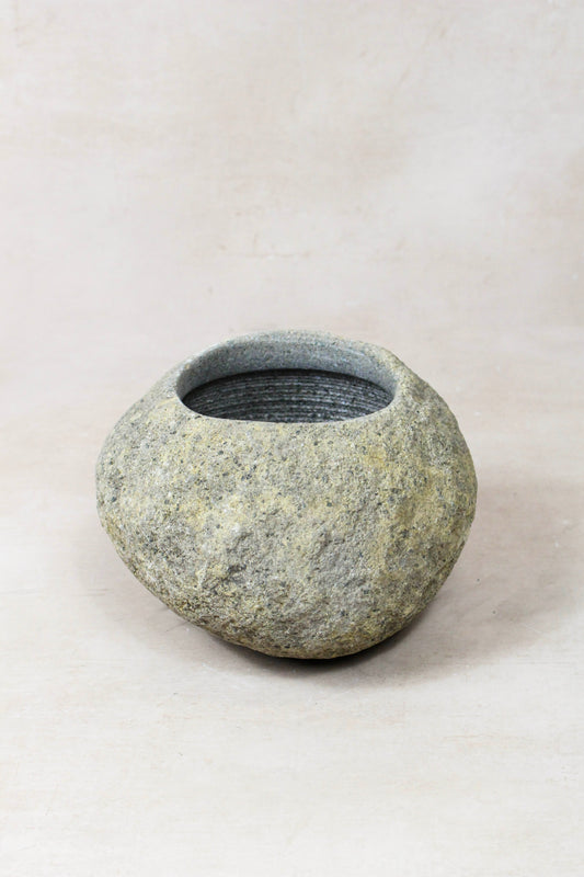 River Stone Planter Pot 22.1