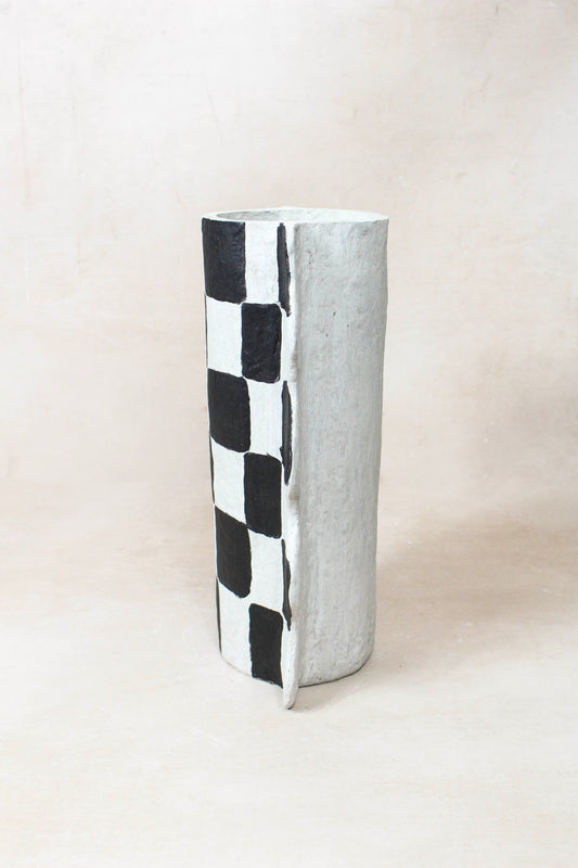 Ligagasi Paper Mache Vase Nº 52