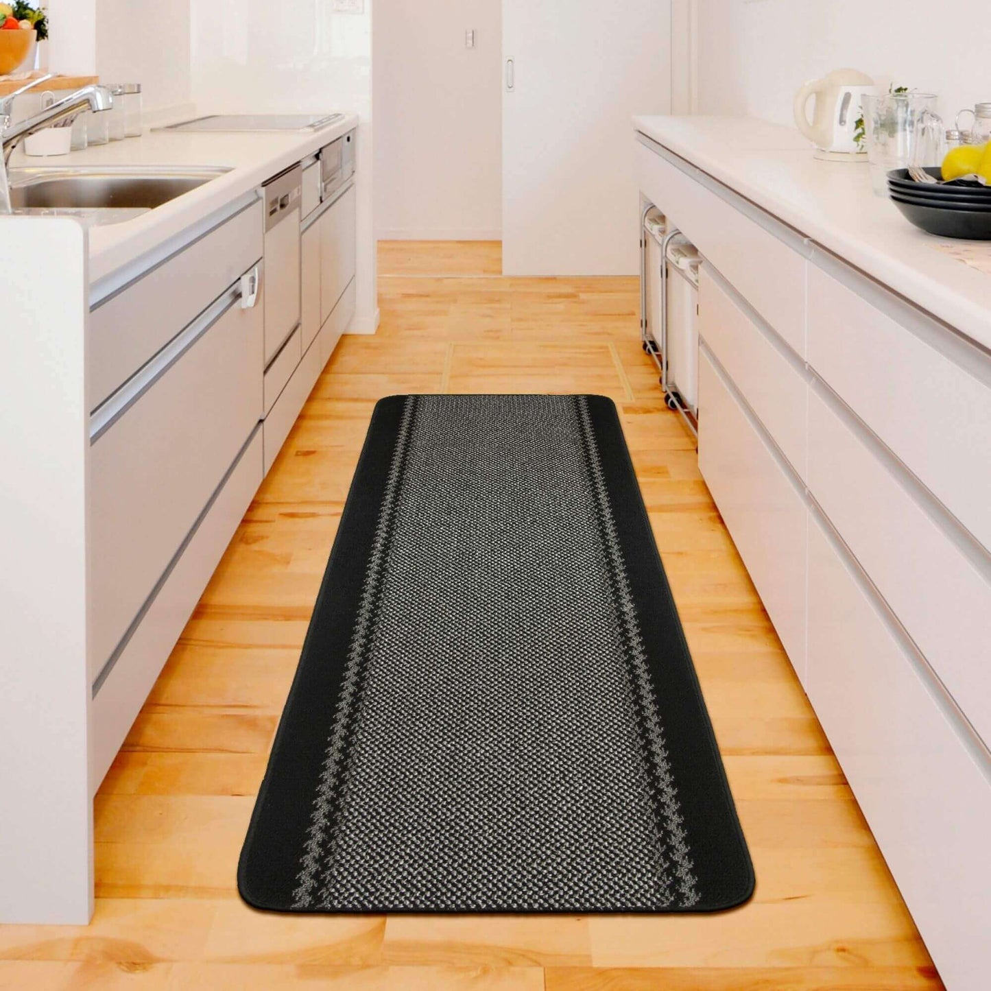 Washable Bordered Black Rug | 116Bl