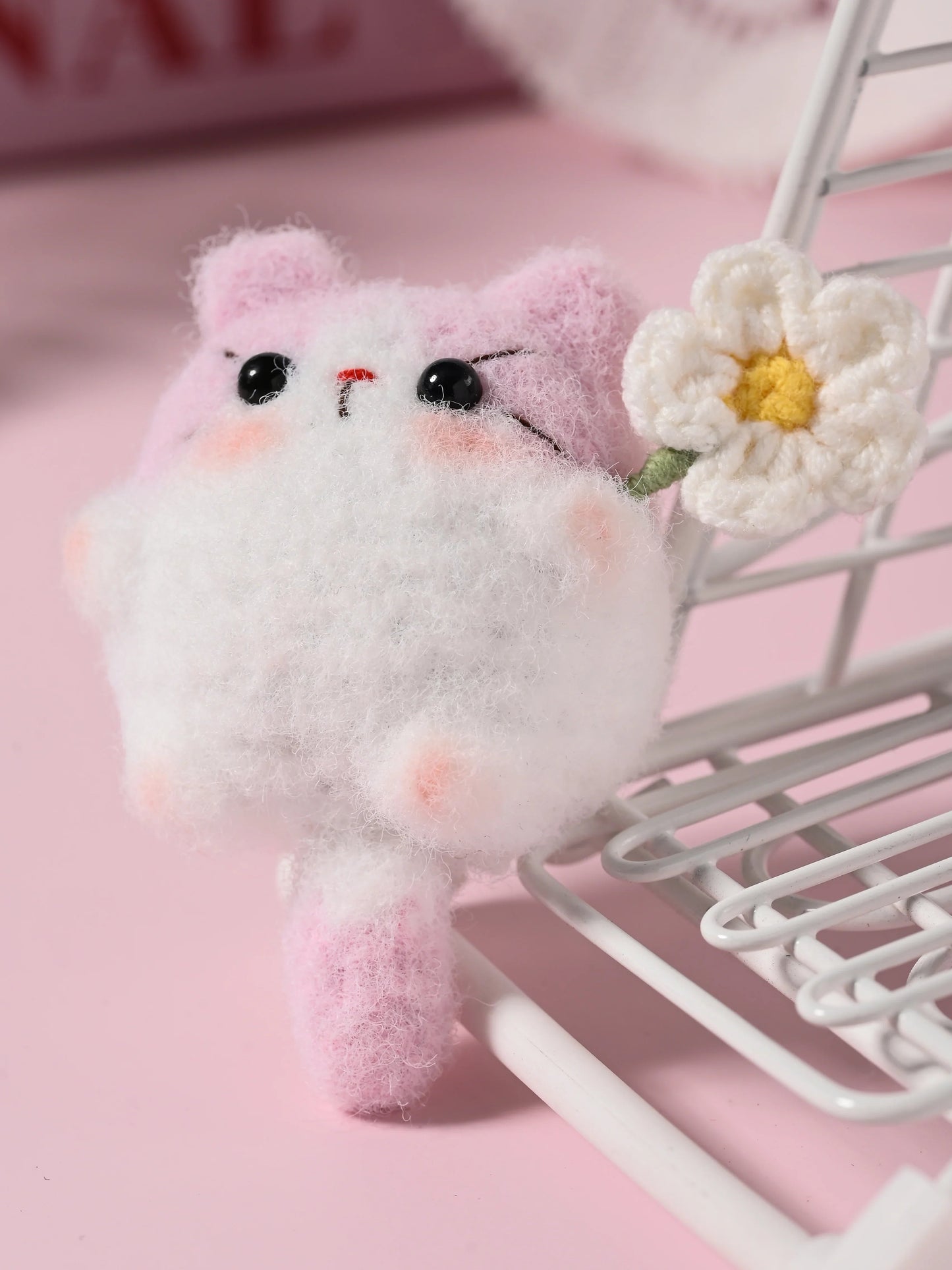 Fingertip Square Kitten