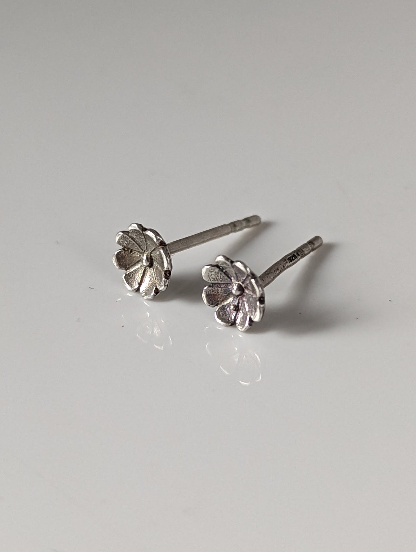 Silver Steed Pansy Stud Earrings