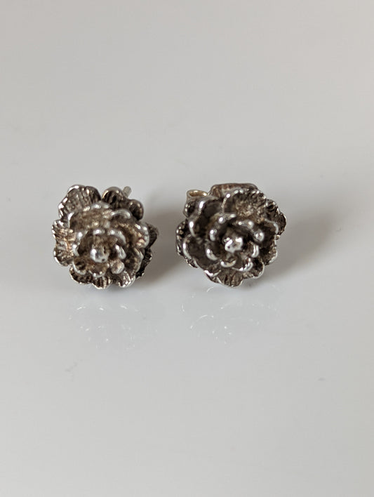 Silver Steed Marigold Stud Earrings