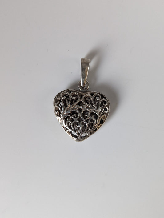Silver Steed Filigree Heart Silver Pendant