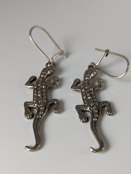 Silver Steed Detailed Lizard Silver Dropped Earrings