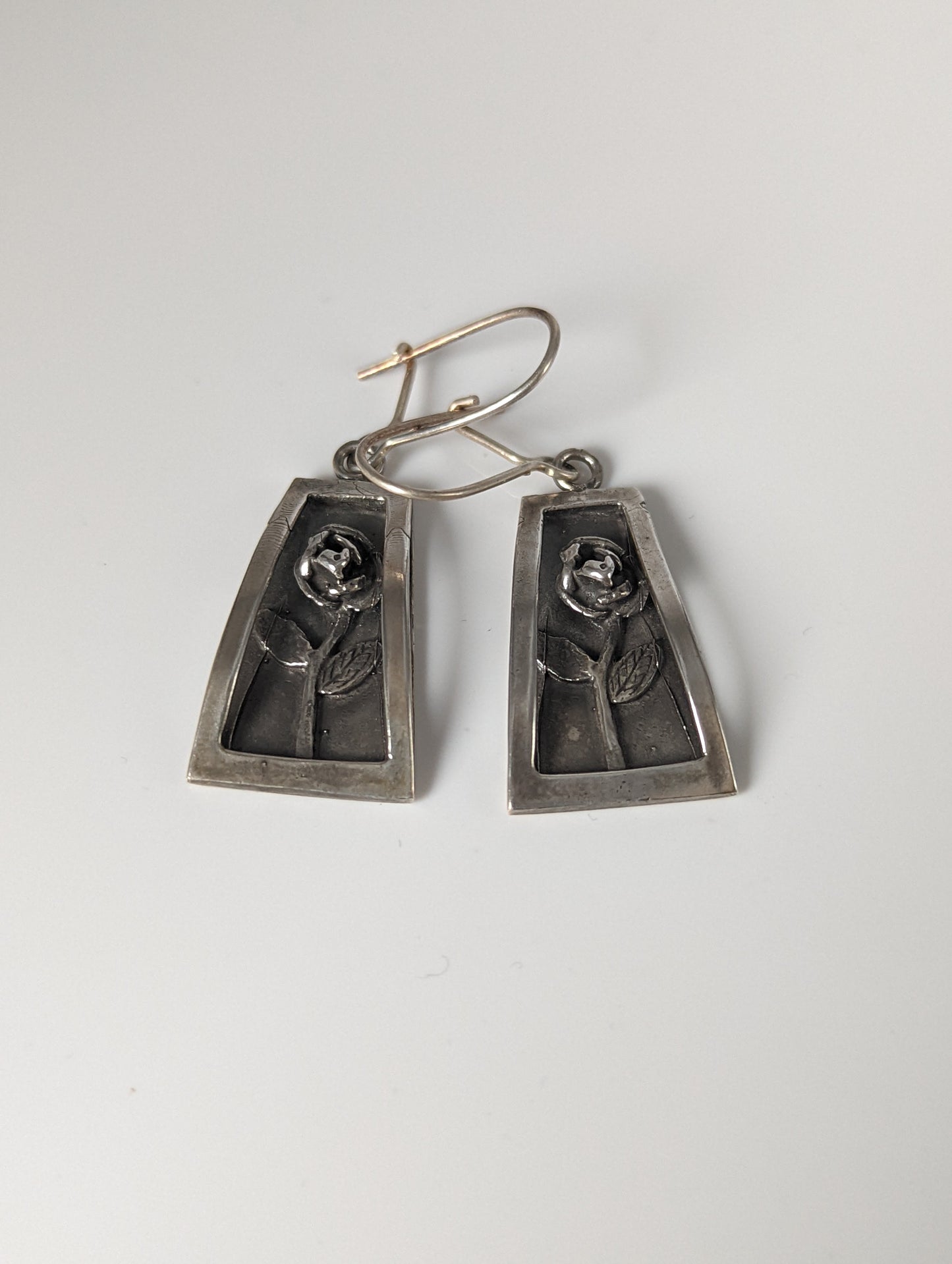 Silver Steed Treasured Rose Dropped Earrings