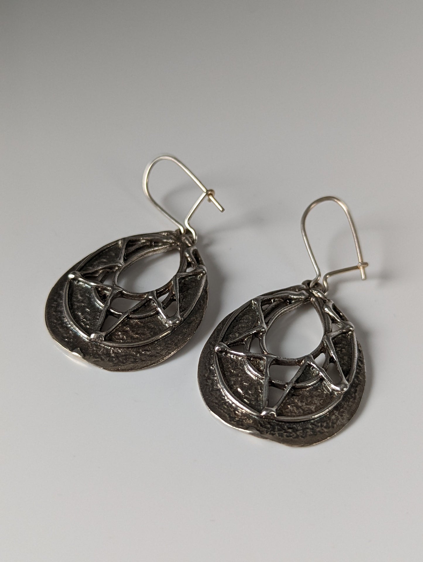 Silver Steed Sunlight Dropped Earrings