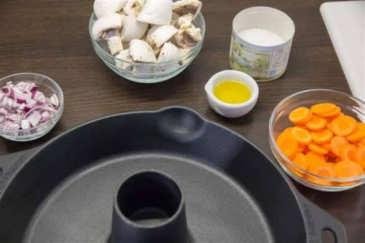 Petromax Poultry Roaster (Cast Iron)