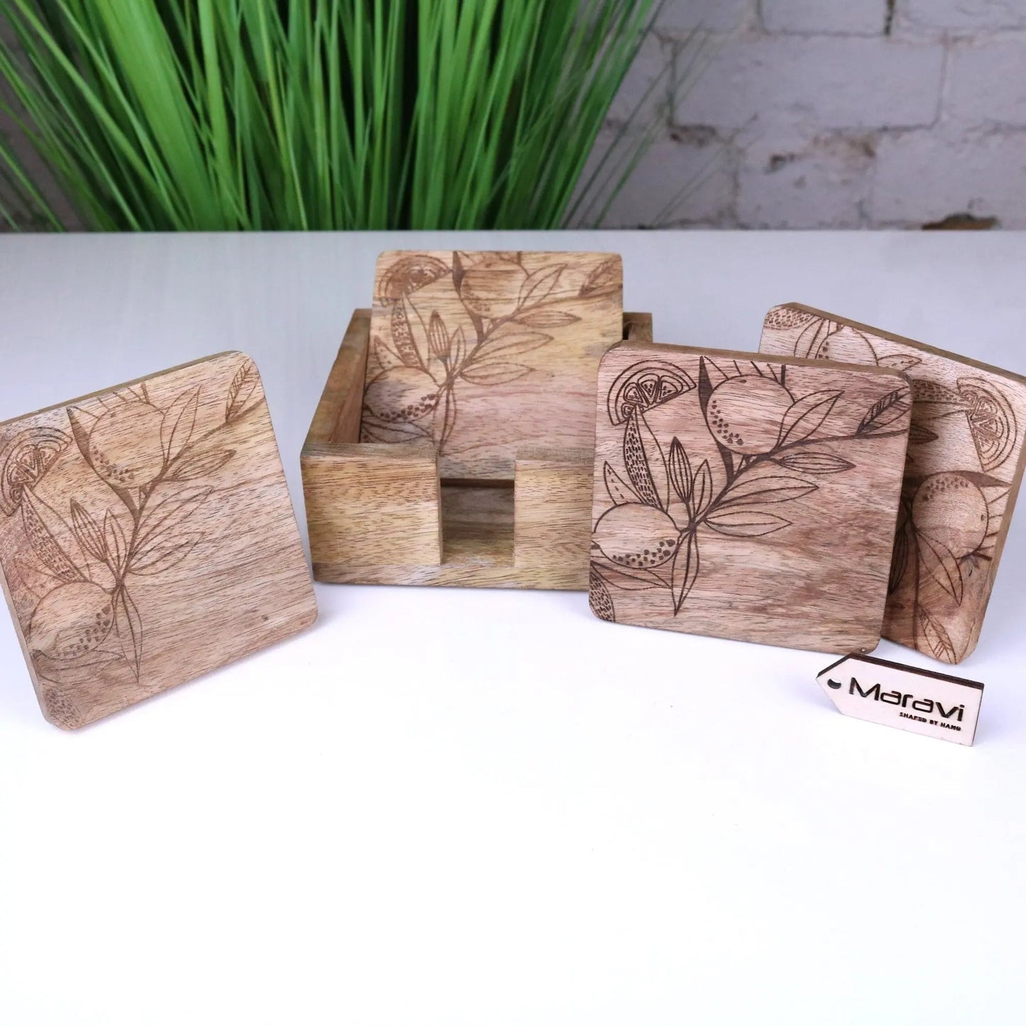 Saitras Mango Wood Coasters Engraved Citrus Design