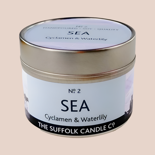 SEA - Cyclamen and Waterlily - handmade soy candle - 100g