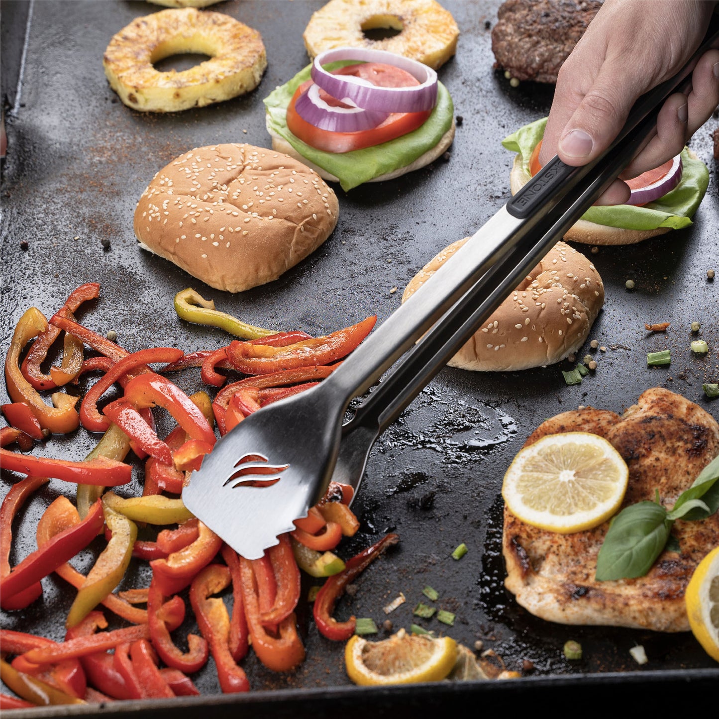 TheFoalyard Blackstone 6 Piece Deluxe Griddle Toolkit - grill tongs