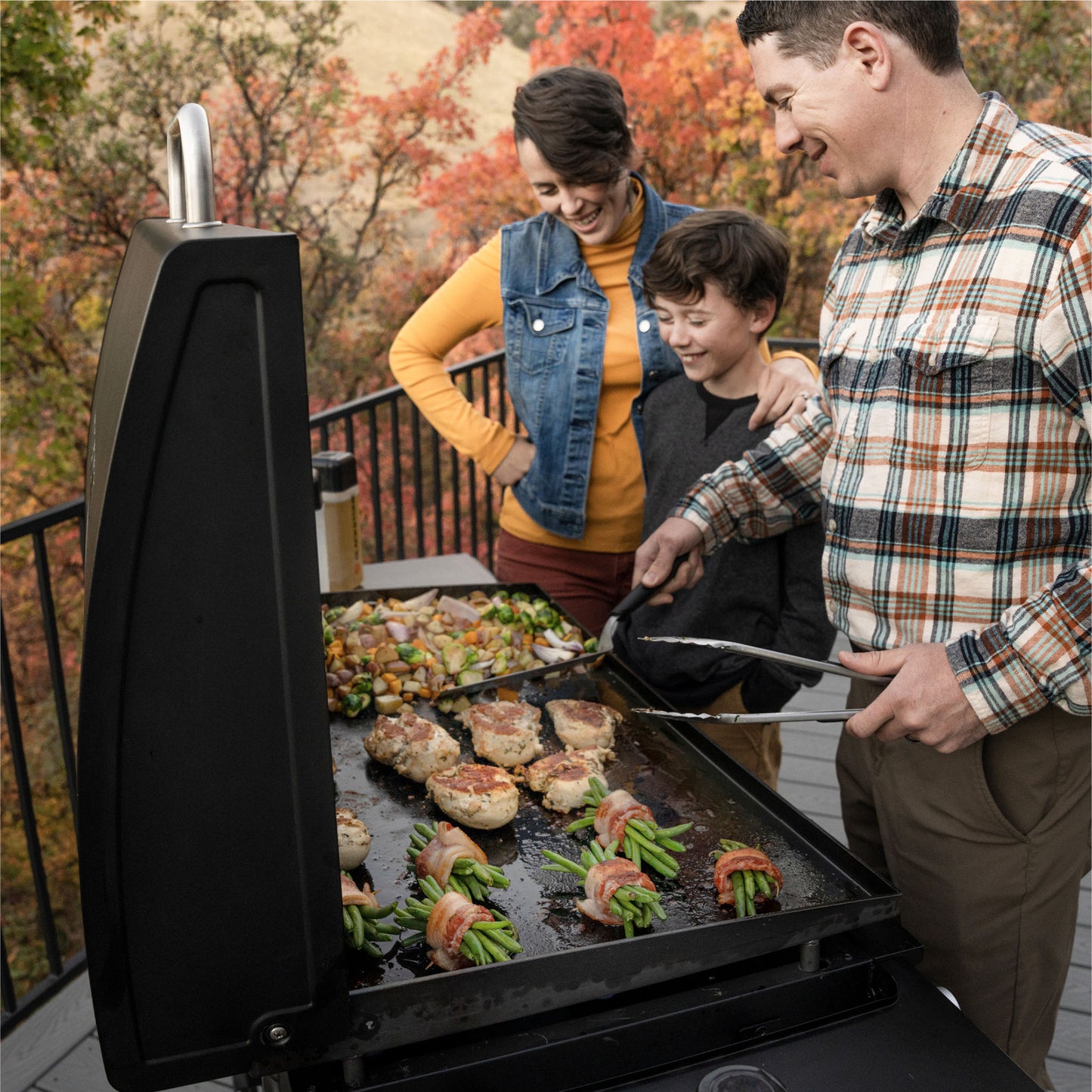 TheFoalyard Blackstone Original 36-inch Griddle with Hood and Folding Shelves - family outdoor cooking