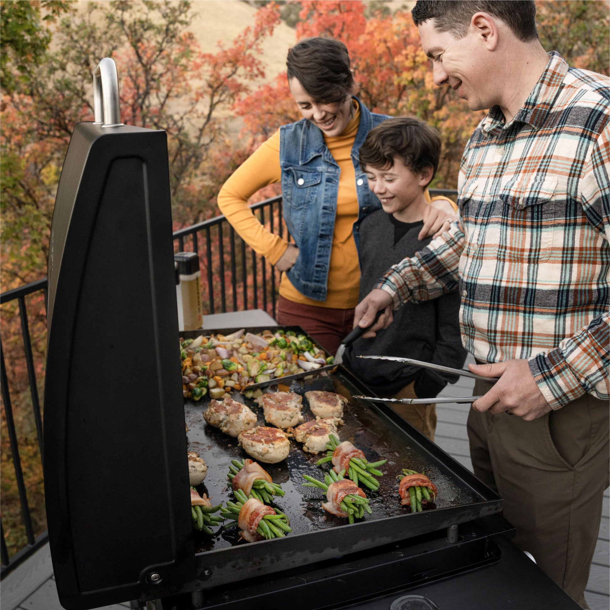 TheFoalyard Blackstone Original 36-inch Griddle with Hood and Folding Shelves - family outdoor cooking