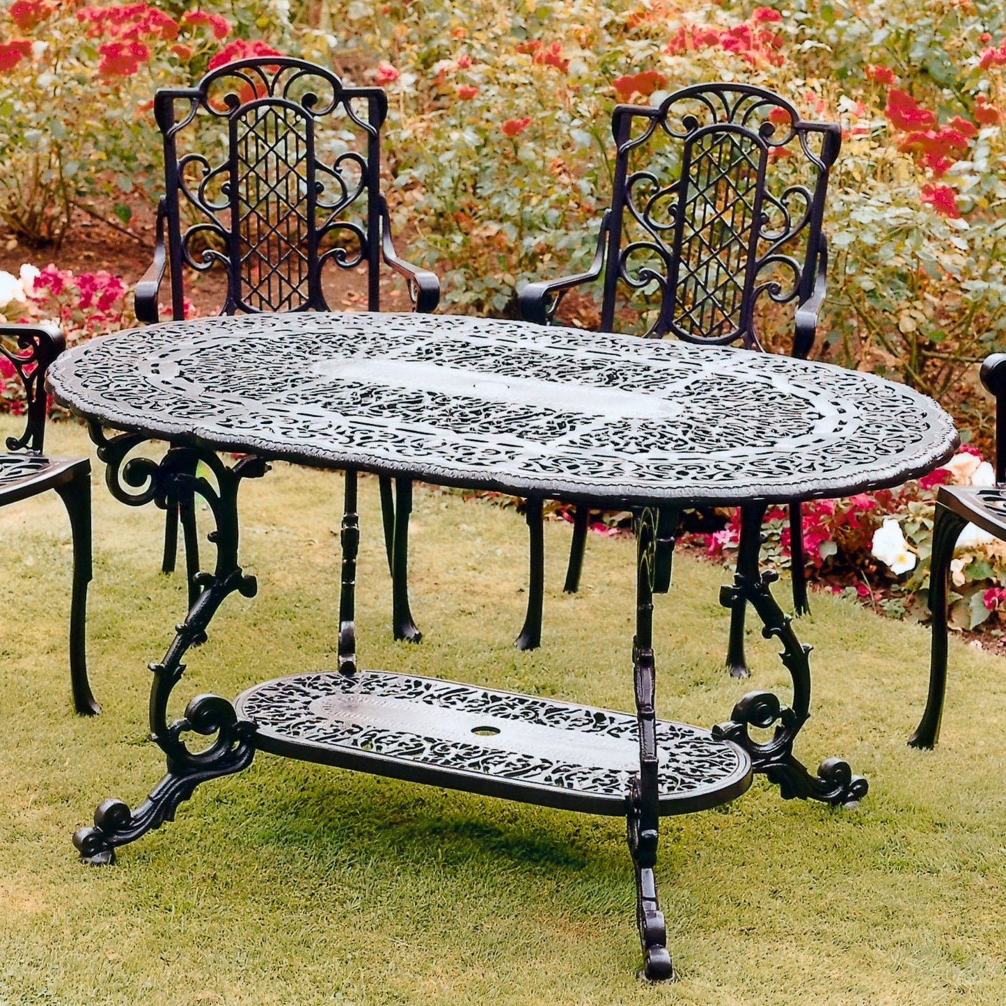 The Foalyard Jardine Leisure Aluminium Victorian Mini Grand Table 141x95cm Black Garden