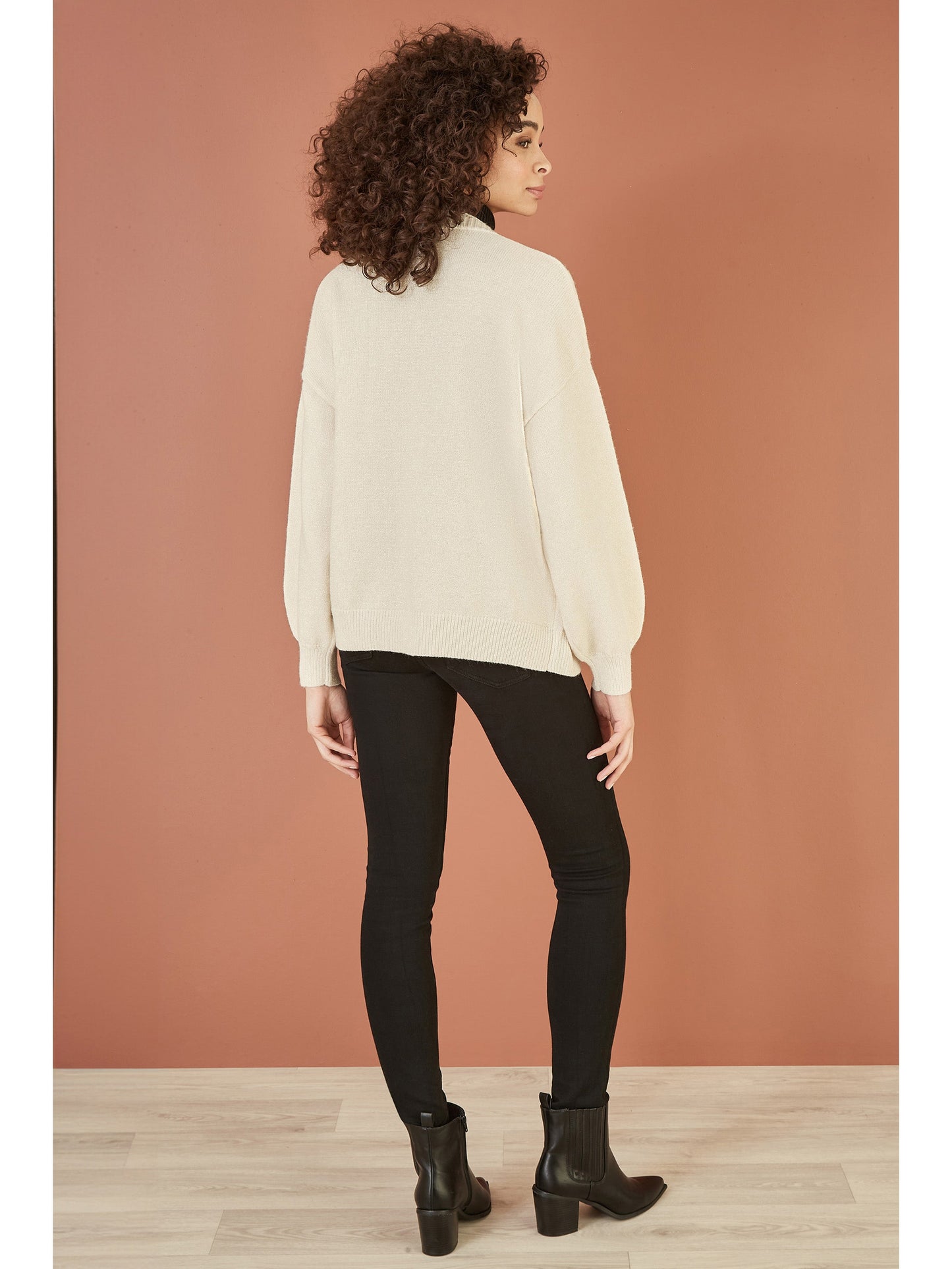 Yumi Ivory Metallic Slouchy Cardigan With Pockets