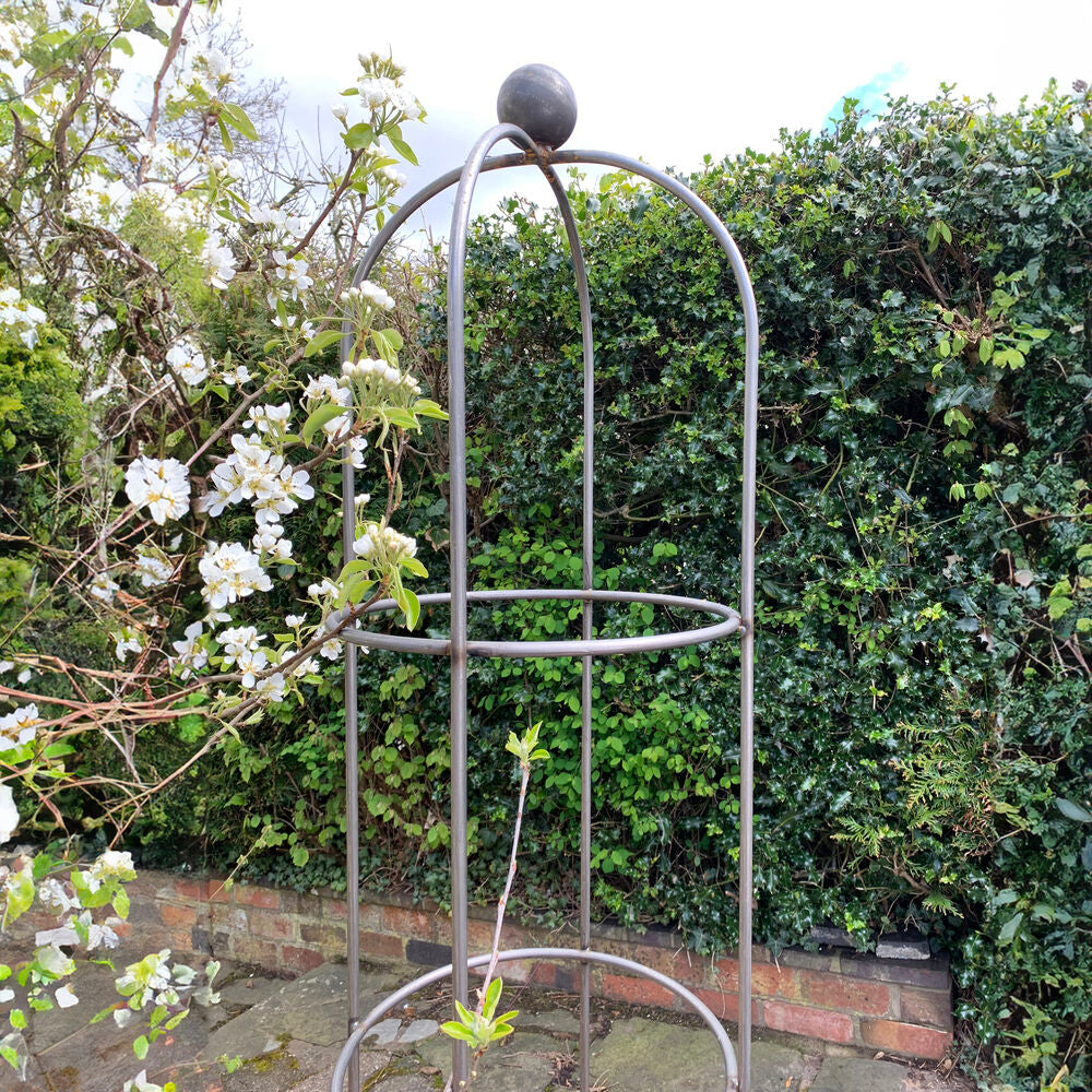 PoppyForge Chelsea 6Ft Round Top Obelisk
