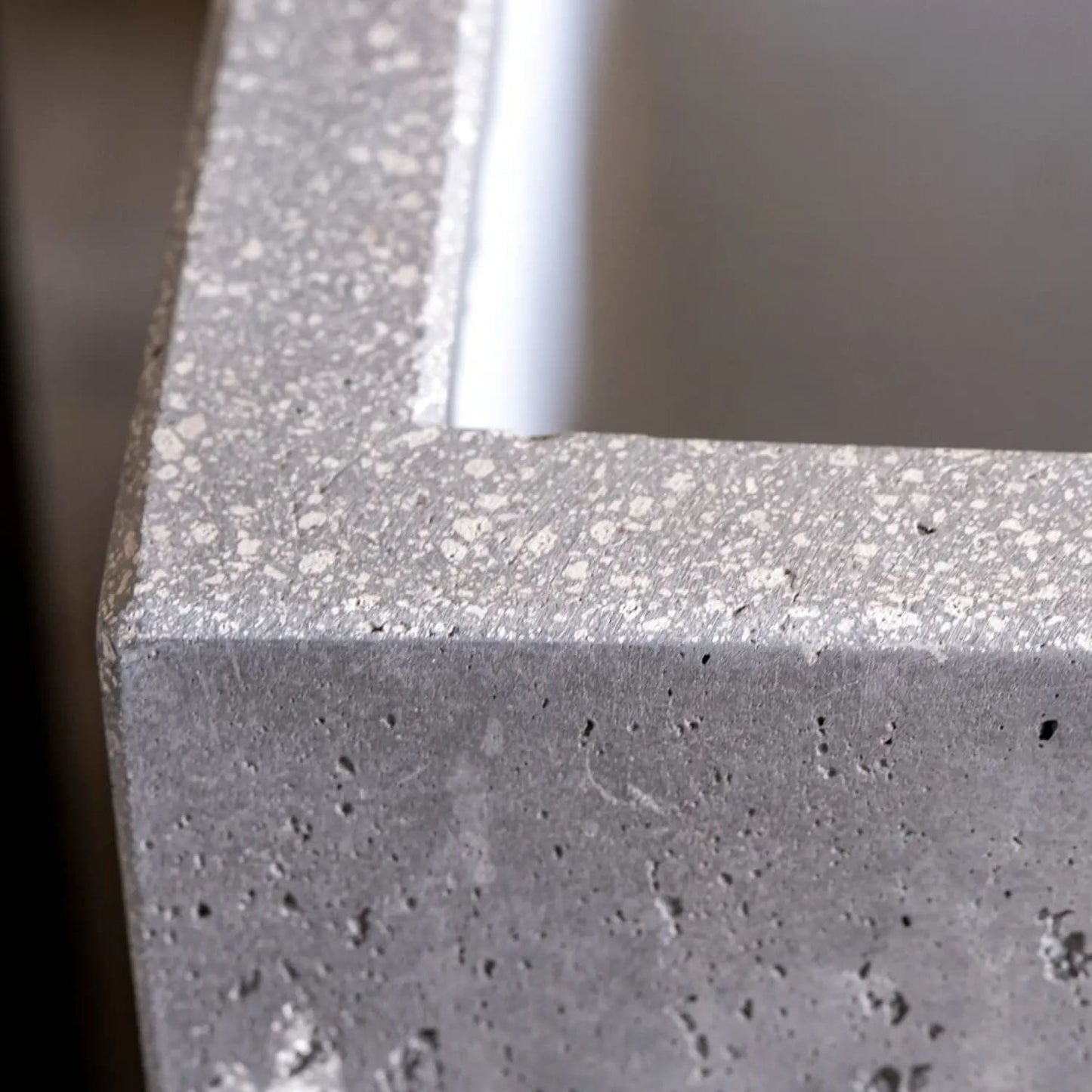 Cubrosa | Onyx Dusk – 55cm Extra Large Concrete Cube Planter – 115L Square Plant Pot