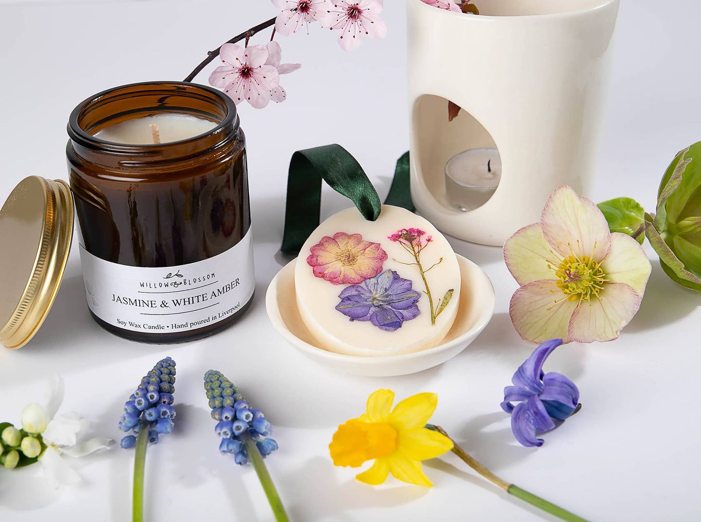 The Florist Gift Set - The Secret Garden candle & hanging wax melt