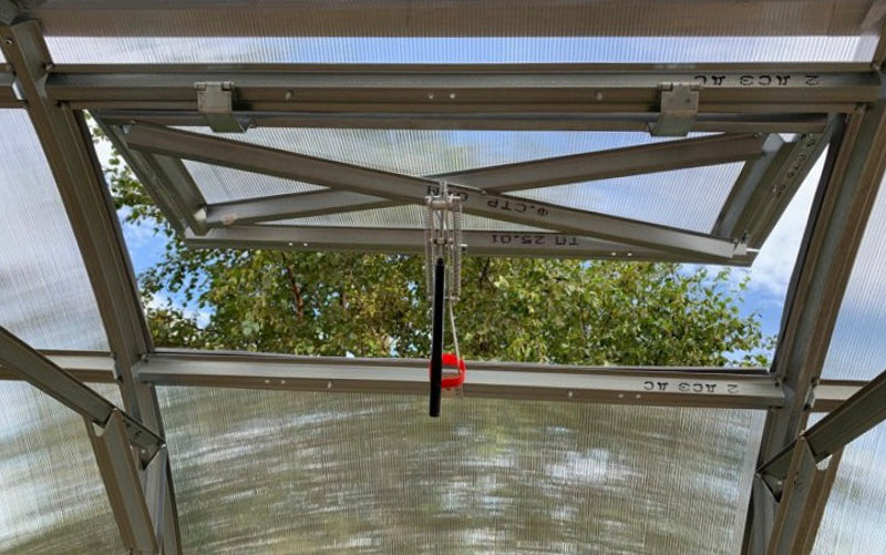Greenhouse "ARROW / ARROW-3" manual roof window