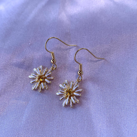 Daisy with yellow crystal dangle gold earrings