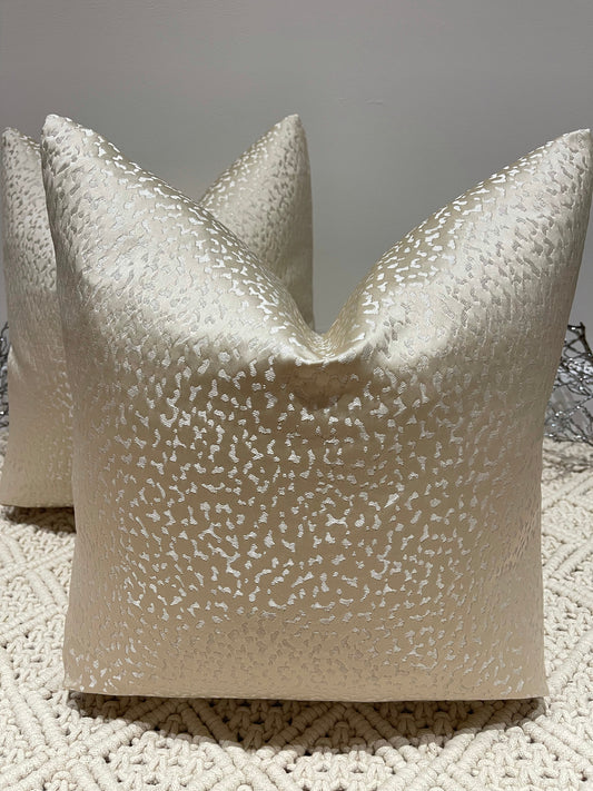 The Couture Cushion - The Vanilla Mossimo - Style No. 94