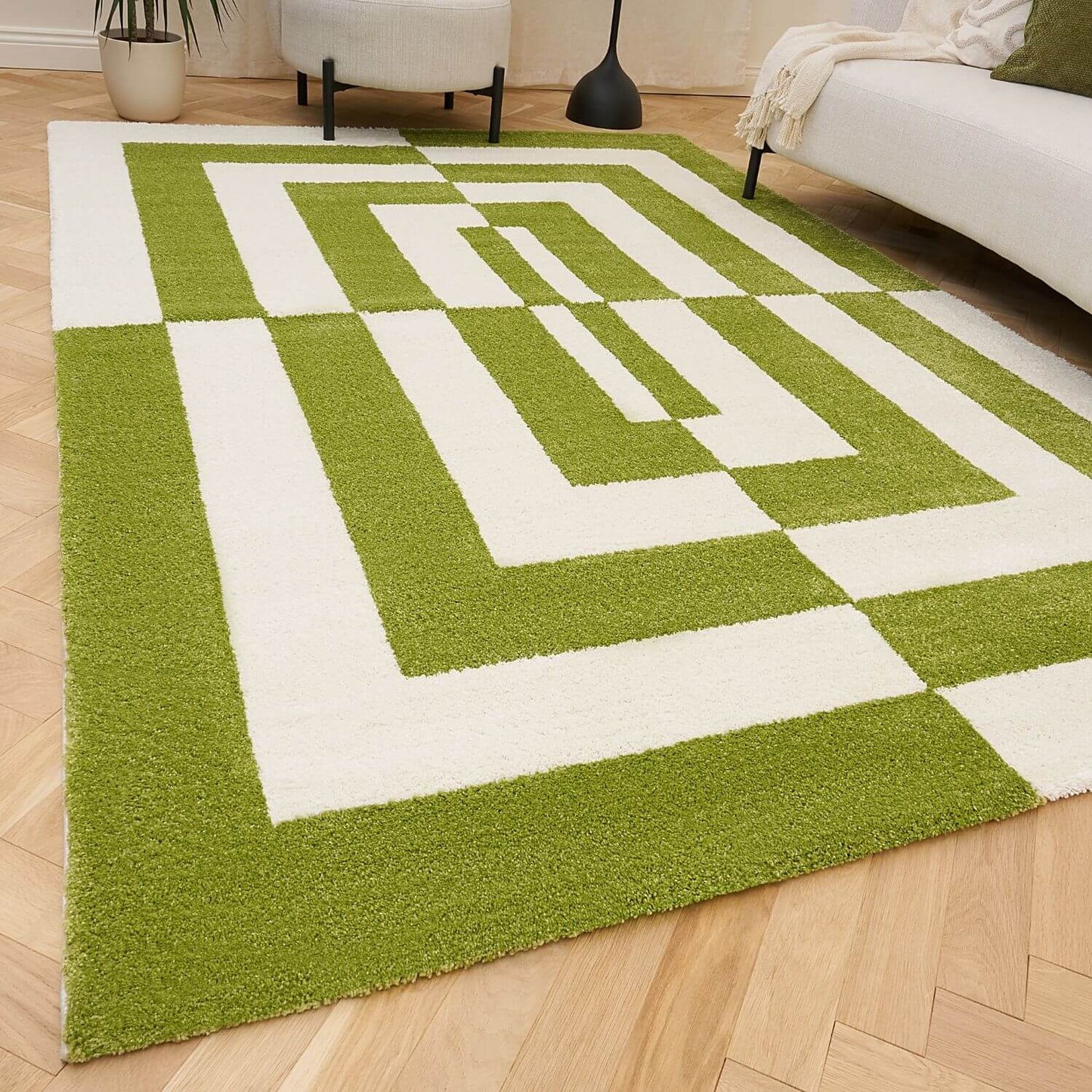 Joli Geometric Green & White Rug